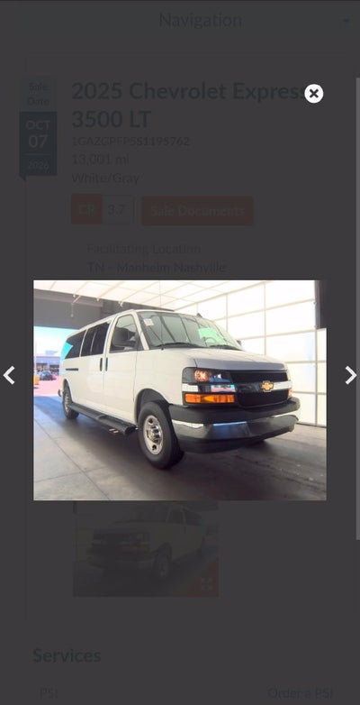 2025 Chevrolet Express 3500 LT Passenger