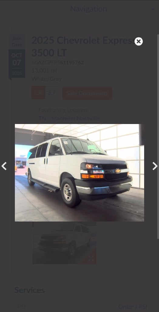 2025 Chevrolet Express 3500 LT Passenger