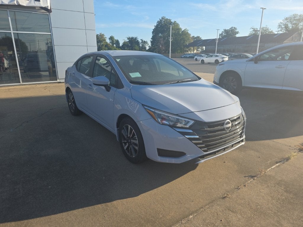 2025 Nissan Versa SV